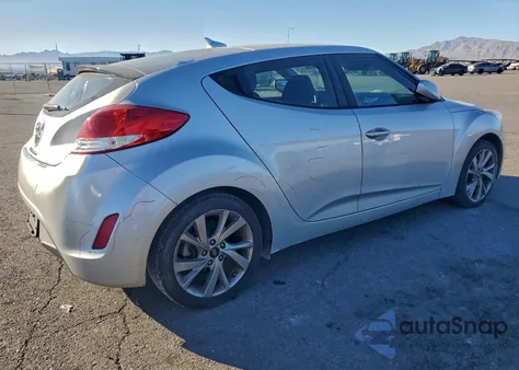 2017 Hyundai Veloster z USA, uszkodzony, nr VIN KMHTC6AD1HU311381